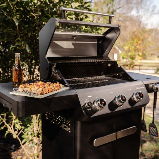 Monument Grills Mesa 325 Series | 3 Burner Propane Gas Grill in Black - M325